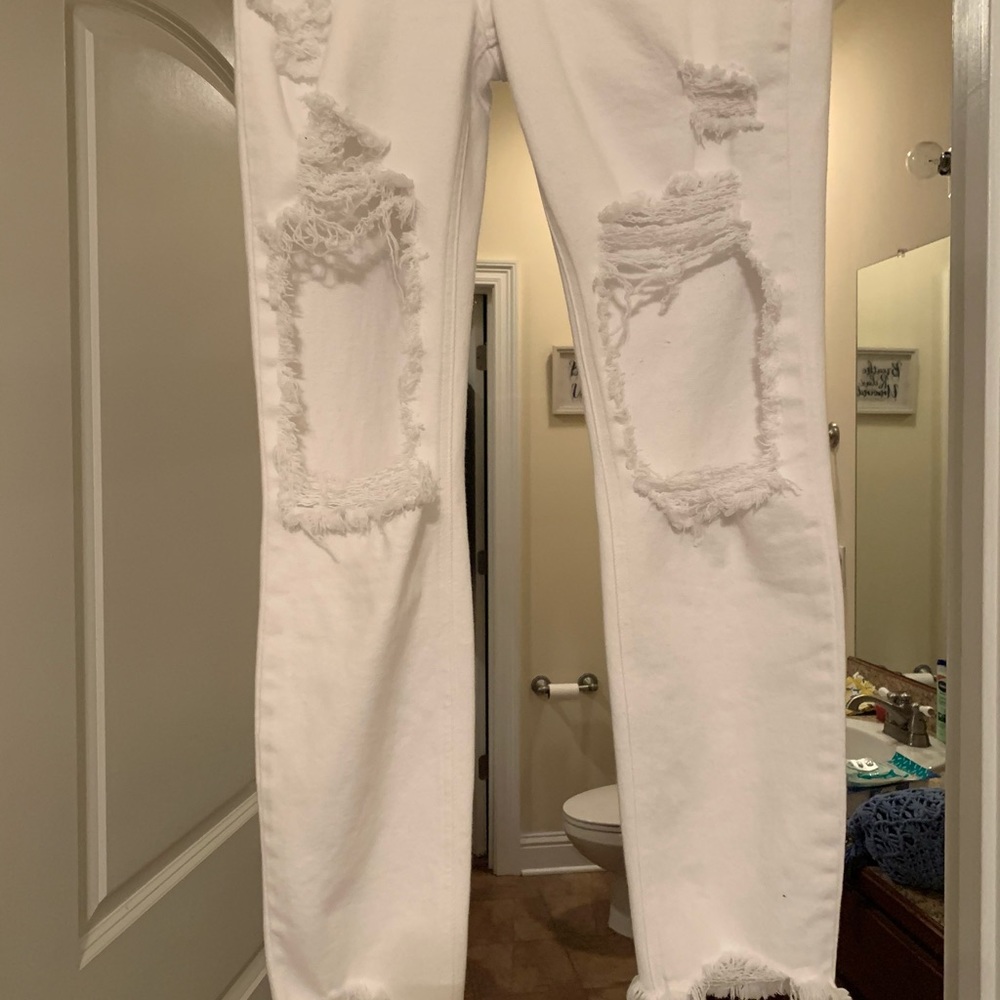 NWT.. White Cello jeans